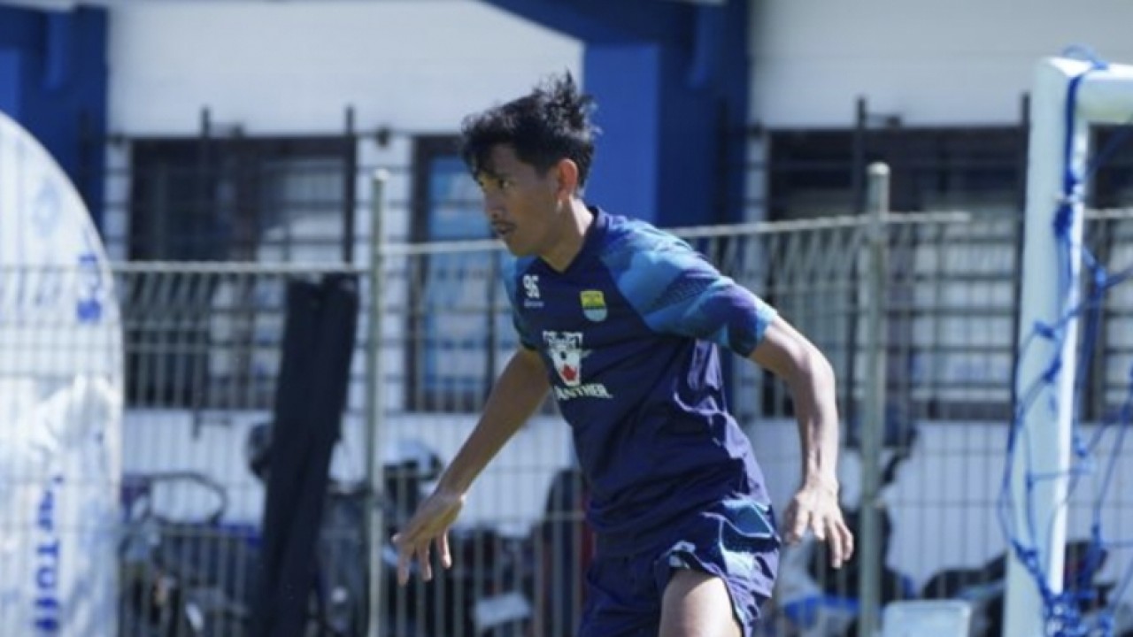 Pemain Persib Bandung, Ryan Kurnia