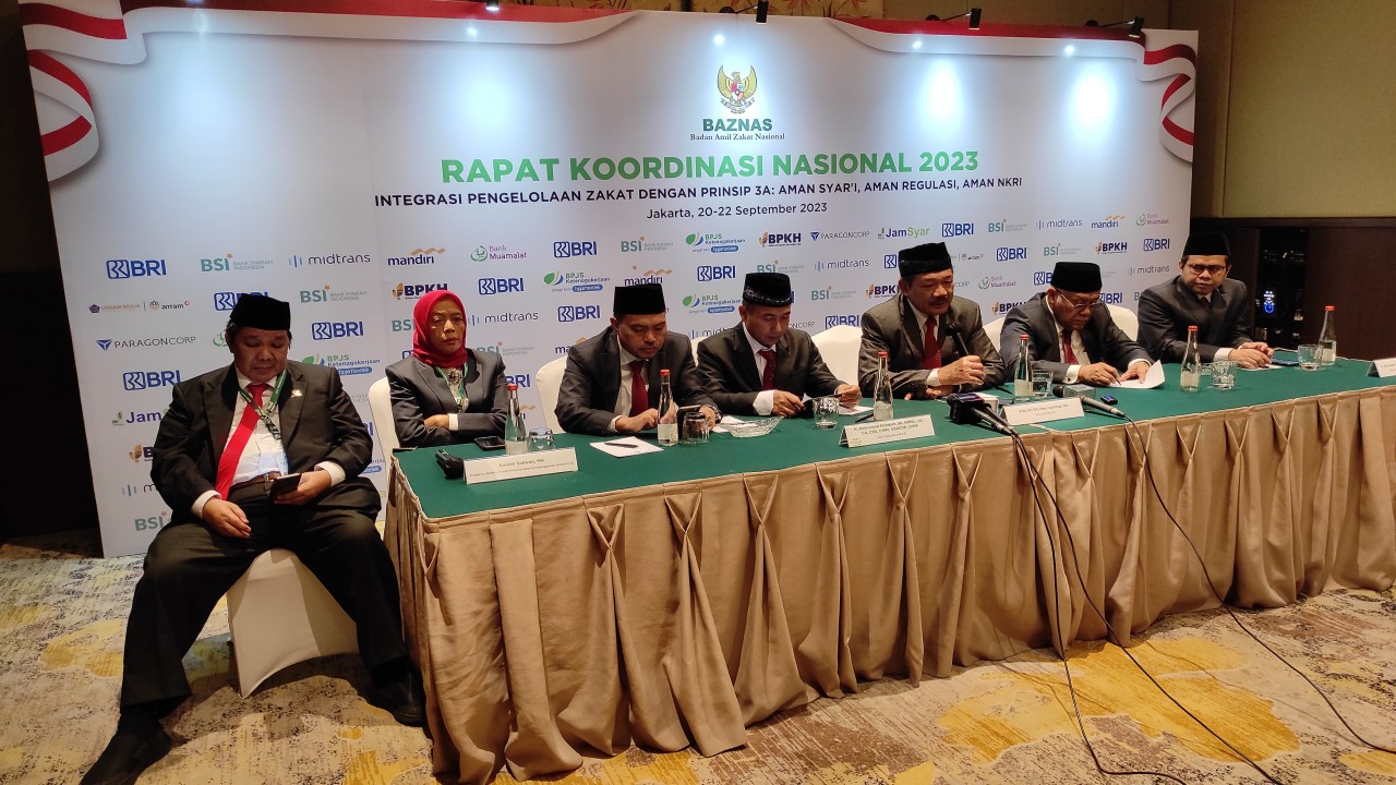 Konferensi pers rakornas Baznas RI.