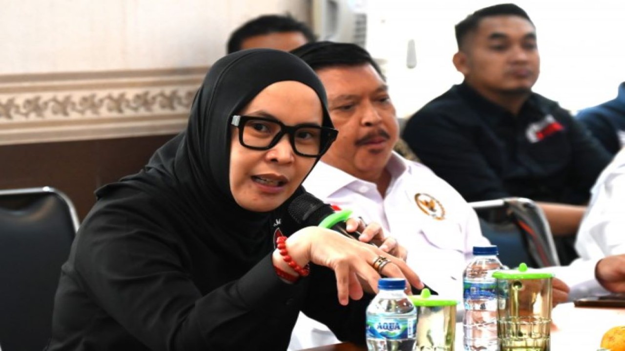 Anggota Komisi IV DPR RI Riezky Aprilia dalam Kunjungan Kerja Spesifik Komisi IV ke Serang, Banten, Jumat (15/9/2023). (Tari/Man)