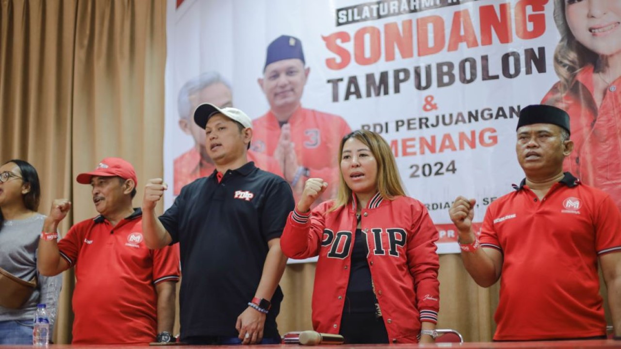 Anggota Komisi VI DPR RI dari Fraksi PDI Perjuangan Sondang Tampubolon menegaskan PDI Perjuangan harus meraih kemenangan secara spektakuler pada Pemilu 2024. (Wira Ginting)