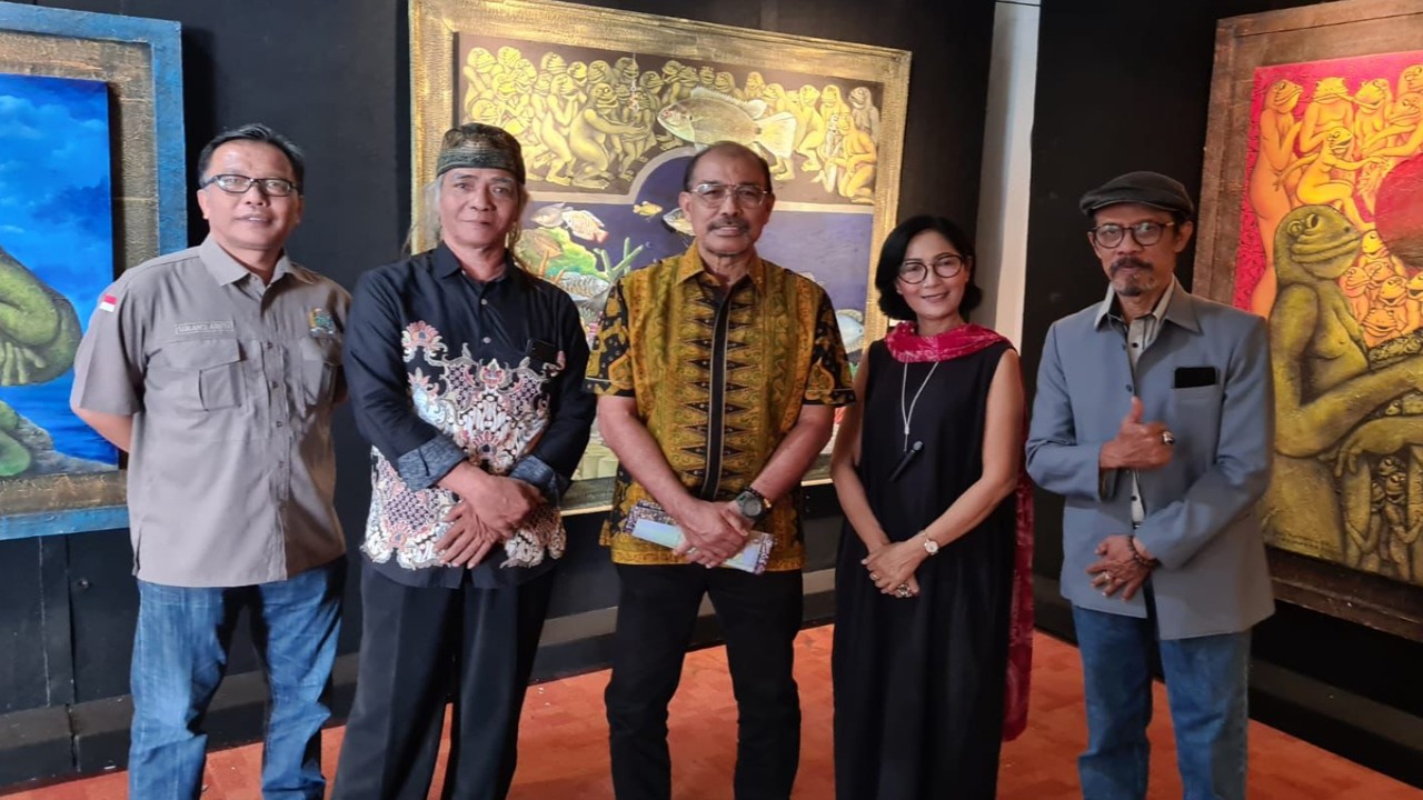 Wakil Ketua DPD RI Nono Sampono membuka pameran lukisan tunggal ke-10 karya Budi Karmanto