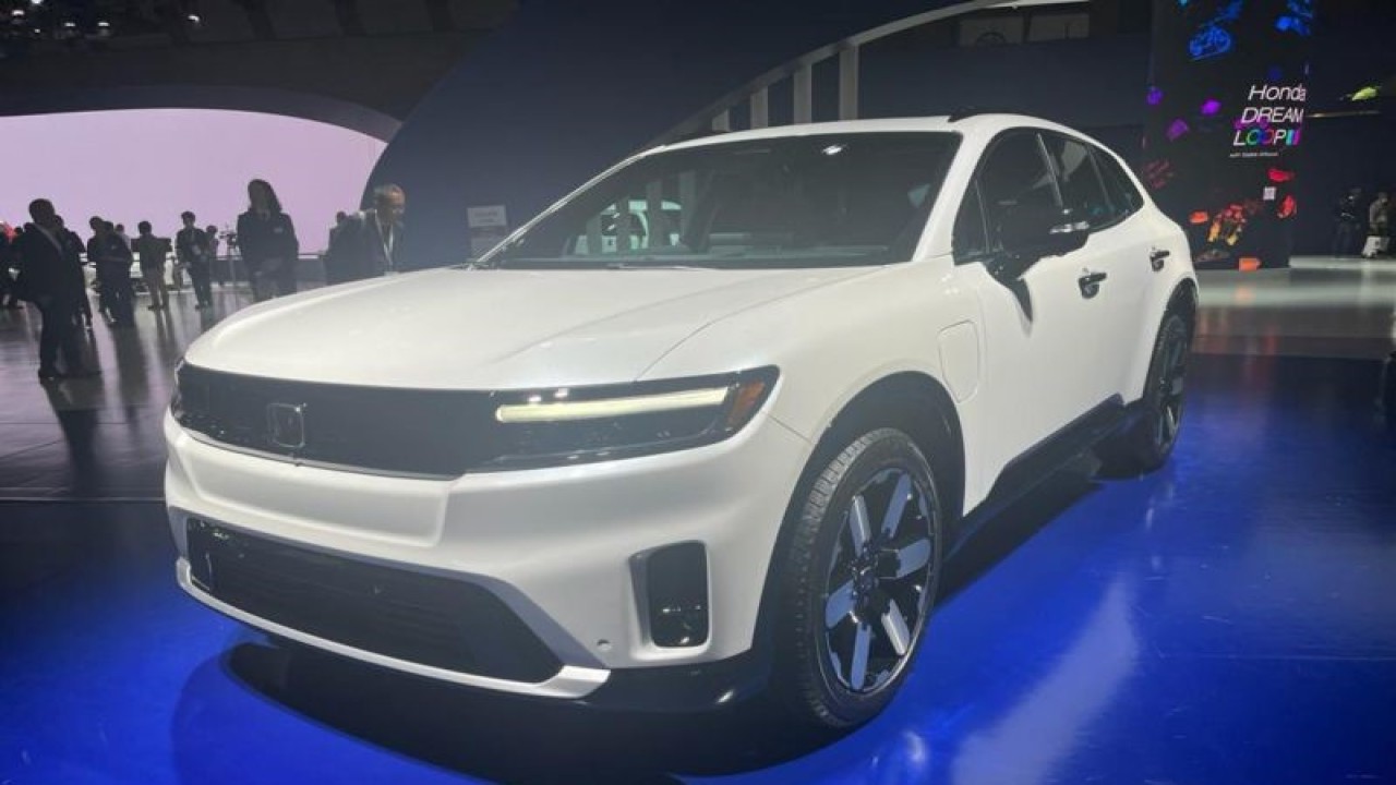 Honda tampilkan mobil SUV Prologue di ajang Japan Mobility Show 2023 di Tokyo Big Sight, Tokyo, Jepang, Rabu (25/10/2023). (ANTARA/Fathur Rochman)