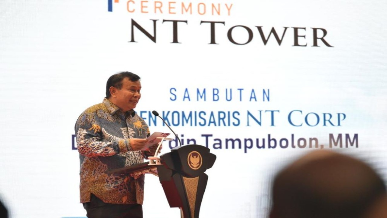 Presiden Komisaris NT Corp Dr. Ir. Nurdin Tampubolon, M.M.,  memberikan sambutan pada acara Topping Off Ceremony NT Tower, di Lantai 8, NT Tower, Jalan Jenderal Ahmad Yani, Pulomas Selatan, Kayu Putih, Pulo Gadung, Jakarta Timur (Jaktim), pada Jumat (20/10/2023). (Toga Ibnu Pratama/NTV)