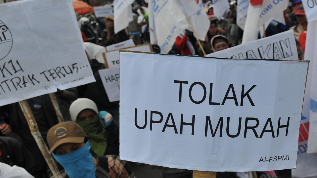 Aksi buruh menolak upah murah/ist