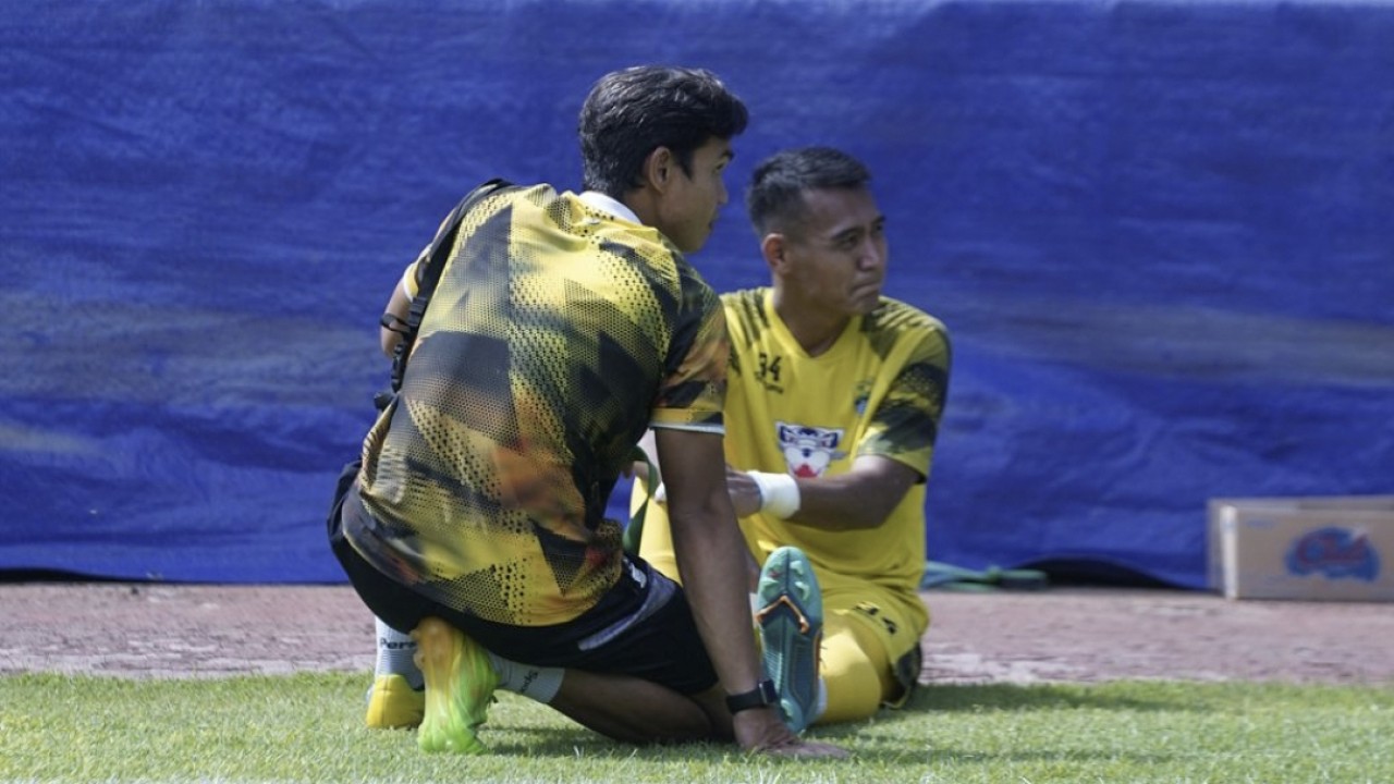 Kiper Persib Bandung Reky Rahayu