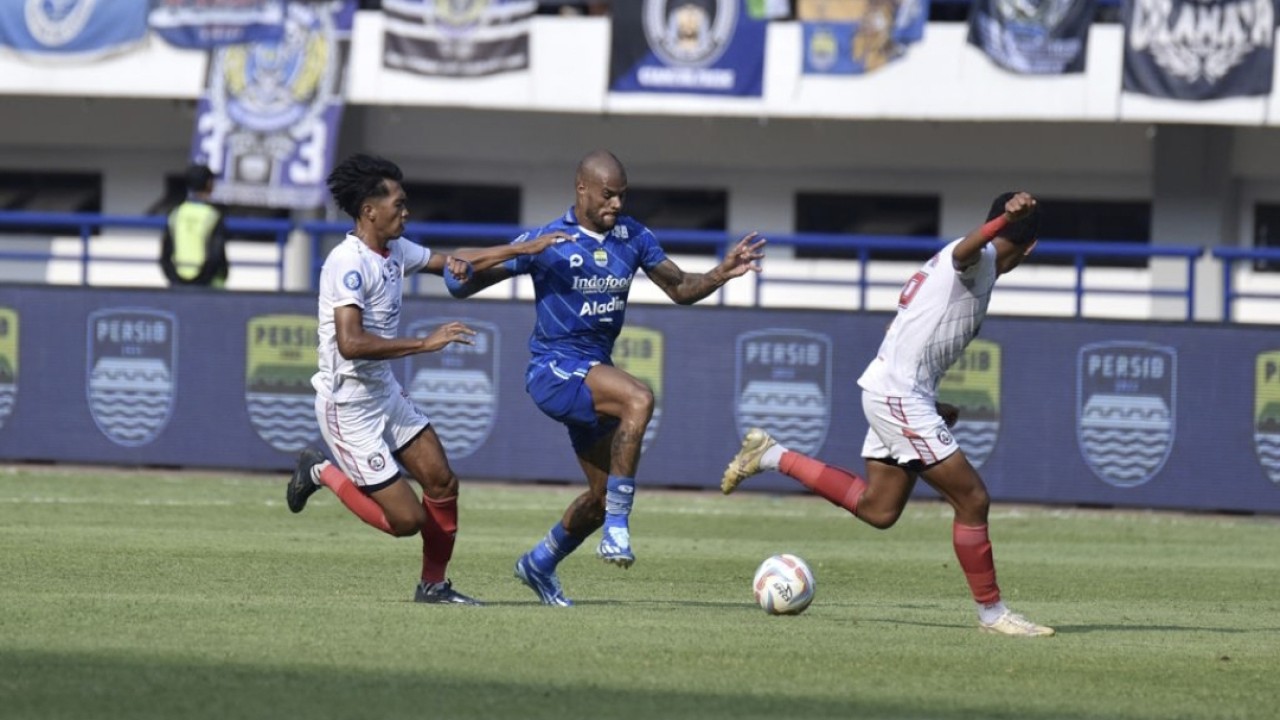 Laga Persib vs Arema FC