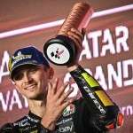 Luca Marini saat meraih podium MotoGP Qatar di Sirkuit Internasional Lusail, Minggu (19/11/2023). (ANTARA/HO/VR46)-1700463163