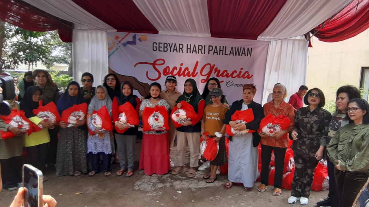 Social Gracia Community beri bantuan ke warga Cipayung, Jaktim/Nusantaratv.com