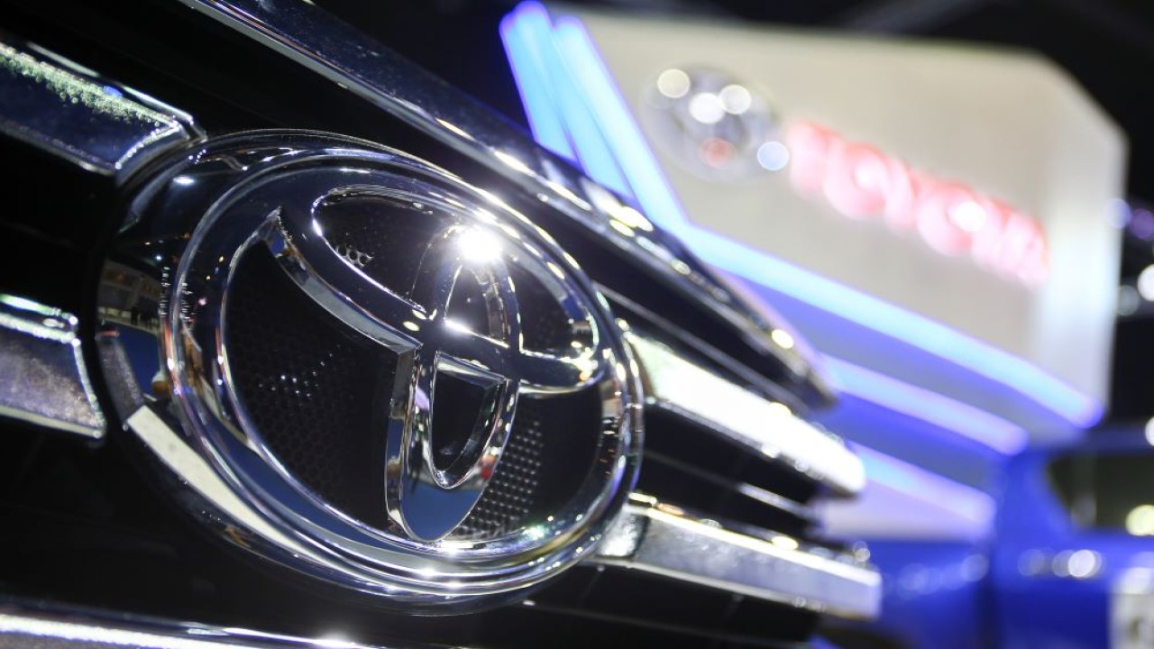 Ilustrasi. Logo Toyota. (Eric Gaillard/Reuters)