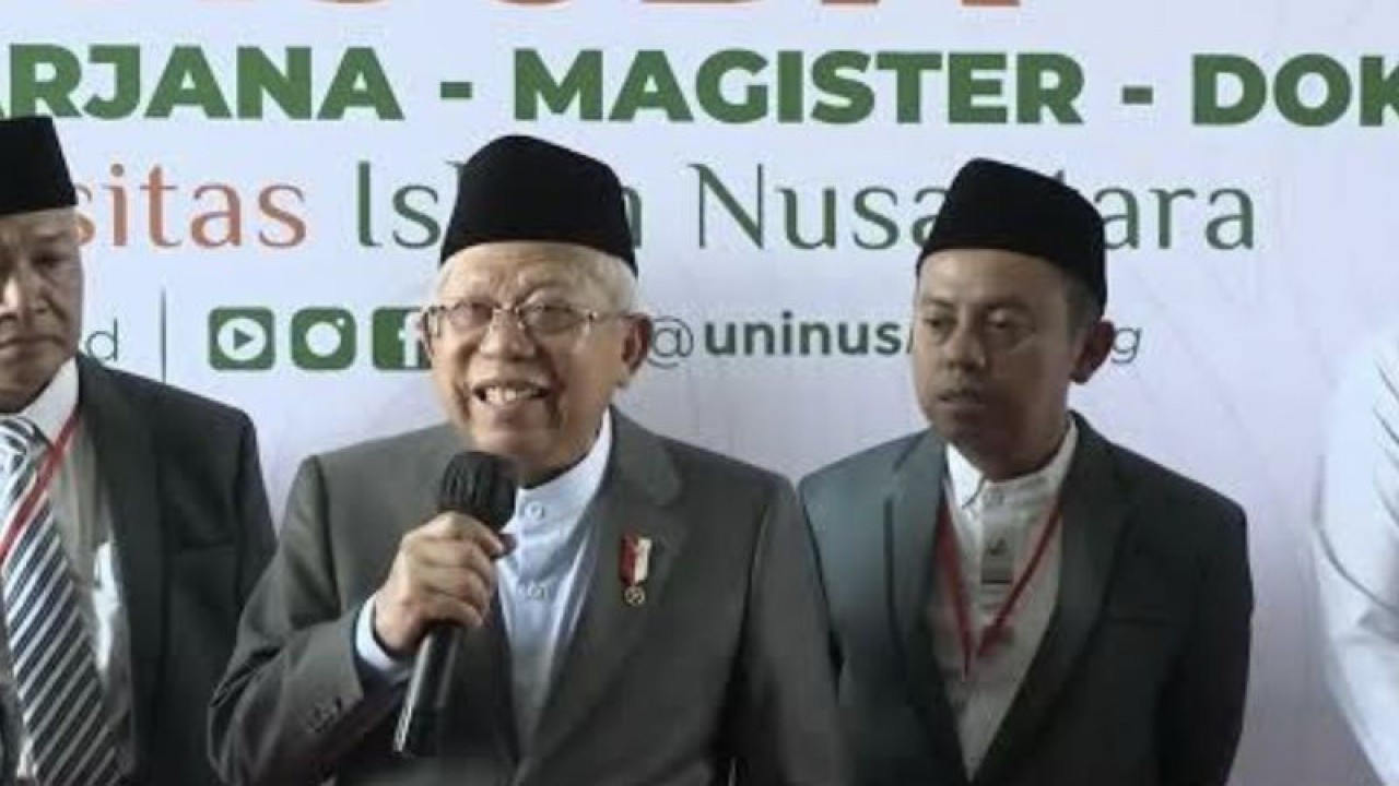 Tangkapan layar - Wakil Presiden RI Ma'ruf Amin saat menyampaikan keterangan kepada wartawan usai menyampaikan orasi ilmiah pada Sidang Senat Terbuka Universitas Islam Nusantara (UNINUS), Bandung, Jawa Barat, Kamis (16/11/2023). ANTARA/Andi Firdaus.