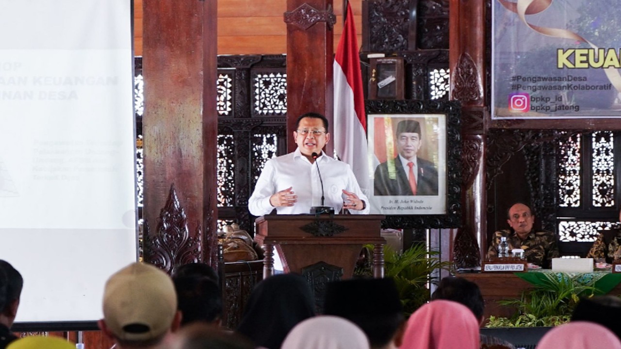 Ketua MPR RI sekaligus Wakil Ketua Umum Partai Golkar Bambang Soesatyo mendukung usulan revisi terhadap Undang-Undang Nomor 6 Tahun 2014 tentang Desa.