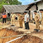 Longsor ancam 56 jiwa warga di Kelurahan Liwuto Kota Baubau-1703061712