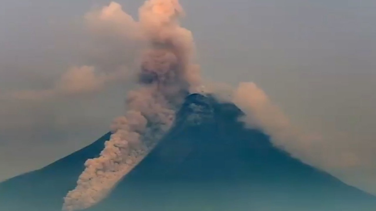 Gunung Merapi luncurkan awan panas/ist