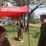 Petugas saat melakukan penertiban. (ANTARA/HO-Warga Natuna)-1701854220