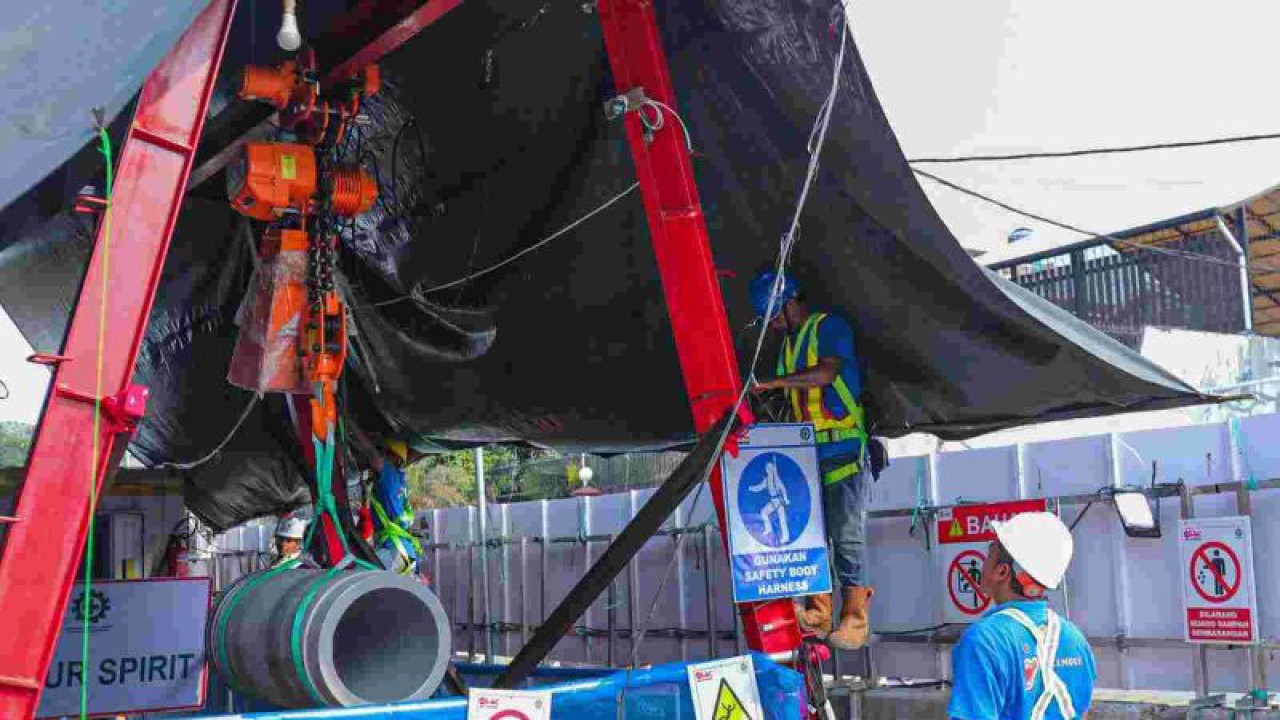 Konstruksi jaringan pipa air limbah Jakarta Sewerage Development Project (JSDP) di Jakarta. (ANTARA/HO-Pemerintah Provinsi DKI Jakarta)