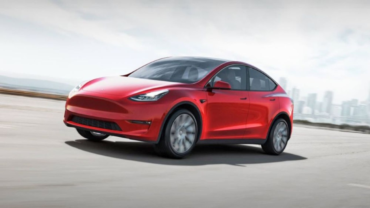 Tesla Model Y. (Autoweek)