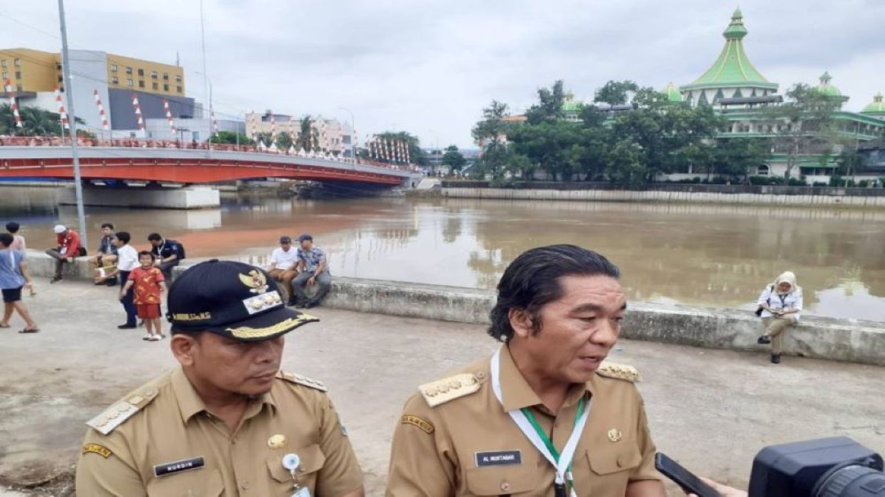 Pj Gubernur Banten Al Muktabar. (ANTAR/AAzmi).