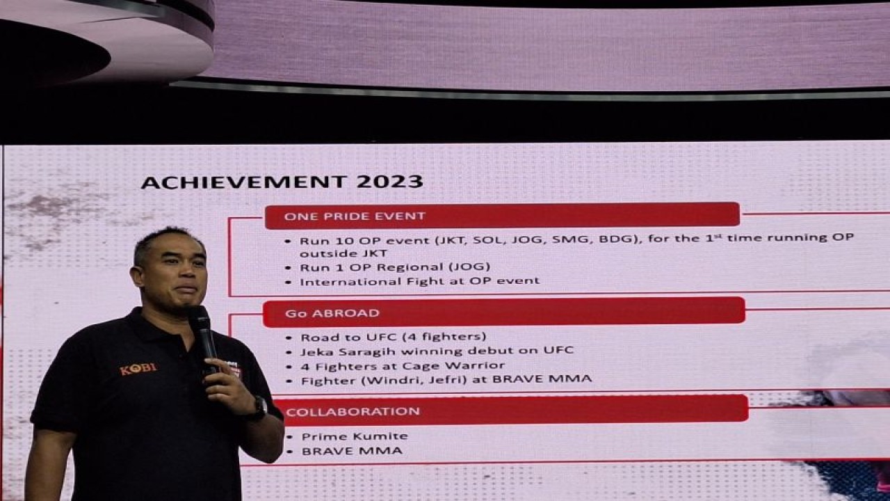 Ketua Umum Komite Olahraga Bela Diri Indonesia (KOBI) Ardiansyah Bakrie dalam konferensi pers One Pride MMA (Mixed Martial Art) King Size New Champion 2024 yang berlangsung di Jakarta, Rabu (31/01/2024). (ANTARA/FAJAR SATRIYO)