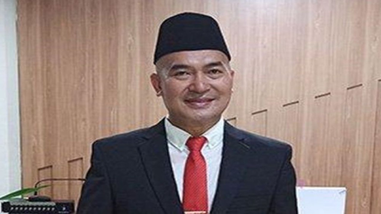 Kepala Dinas Pendidikan dan Kebudayaan Kota Singkawang, Asmadi. (ANTARA/HO-Rudi)