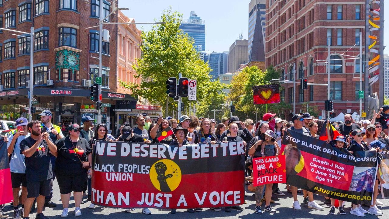 Warga Australia menggelar demo massal di sejumlah kota menuntut perubahan tanggal hari libur nasional Australia Day yang menandai kedatangan kolonis Eropa lebih dari 200 tahun lalu ke benua tersebut/ist