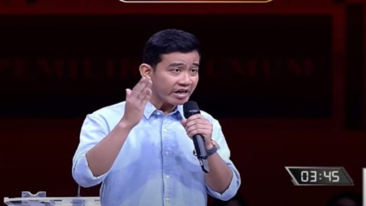 Tangkapan layar Calon Wakil Presiden RI Gibran Rakabuming Raka saat debat keempat yang digelar KPU RI di Jakarta Convention Center (JCC), Jakarta, Minggu (21/1/2024). ANTARA/Citro Atmoko