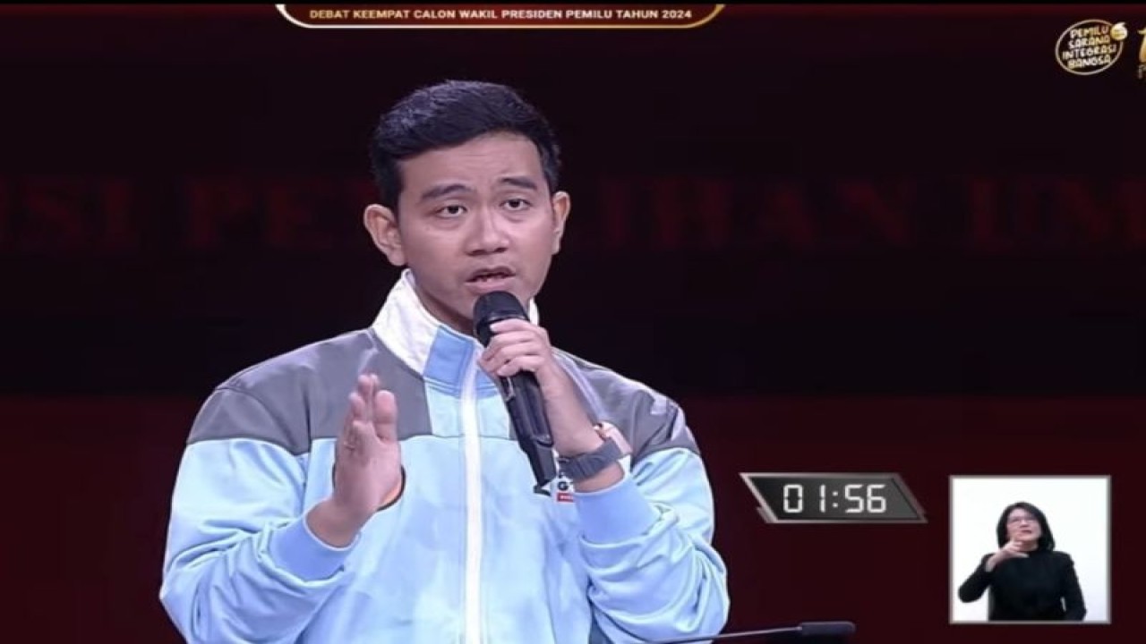 Tangkapan layar Calon Wakil Presiden RI Gibran Rakabuming Raka saat debat keempat Pilpres 2024 di Jakarta, Minggu (21/1/2024). ANTARA/Citro Atmoko