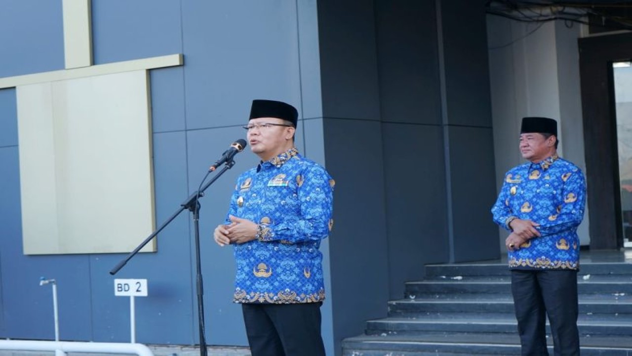 Gubernur Bengkulu Rohidin Mersyah. (ANTARA/HO-Media Center Provinsi Bengkulu)
