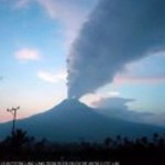 Gunung api Lewotobi Laki-laki-1704710441