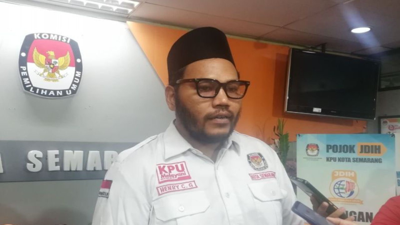 Ketua Komisi Pemilihan Umum (KPU) Kota Semarang Henry Casandra Gultom. ANTARA/Zuhdiar Laeis