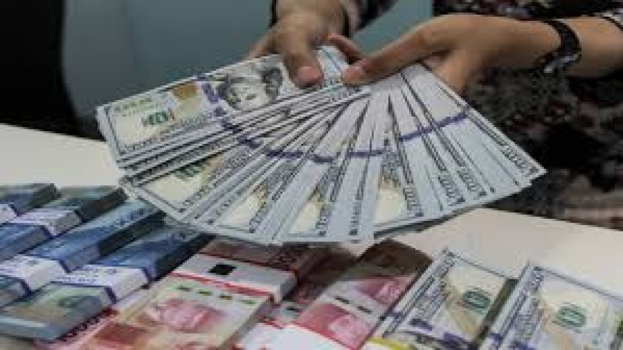 Mata uang rupiah dan Dolar AS/ist