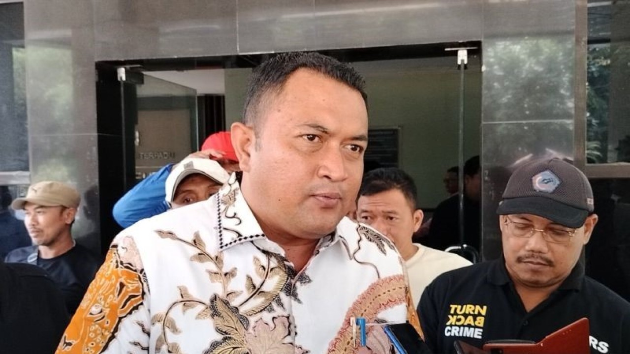 Ketua DPRD Kabupaten Bogor Rudy Susmanto di Cibinong, Kabupaten Bogor, Jawa Barat. (ANTARA/M Fikri Setiawan)