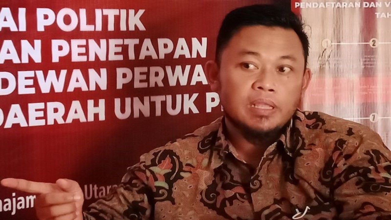 Ketua KPU Kabupaten Penajam Paser Utara, Provinsi Kalimantan Timur Irwan Syahwana (ANTARA/Nyaman Bagus Purwaniawan)