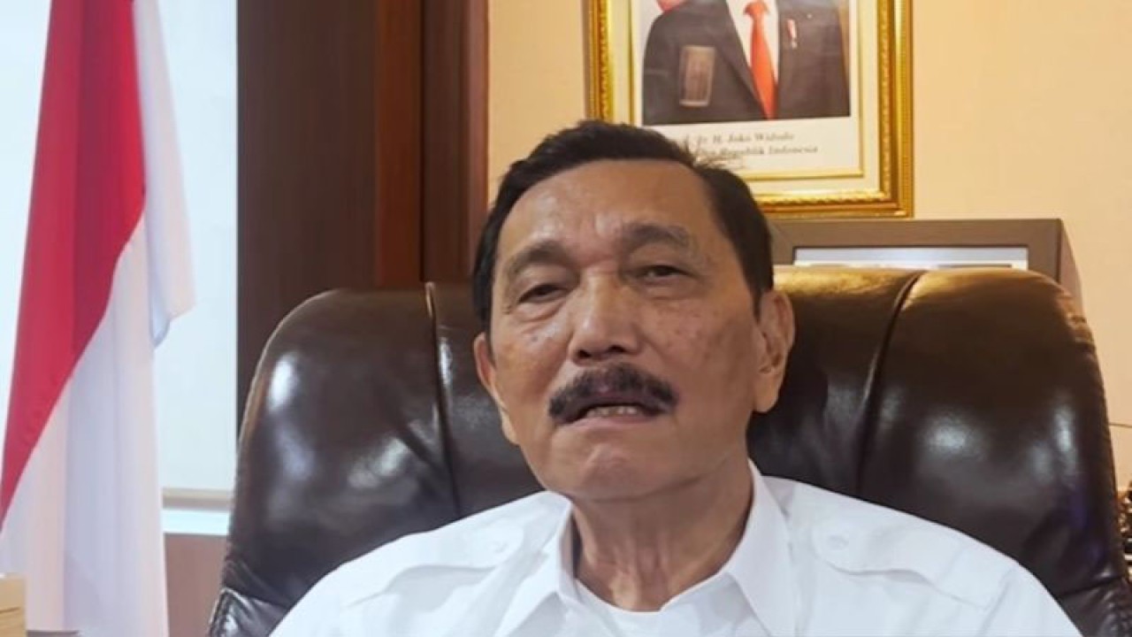 Tangkapan layar Menteri Koordinator Bidang Kemaritiman dan Investasi (Menko Marves) Luhut Binsar Pandjaitan dalam unggahan di akun Instagram @luhut,pandjaitan yang dipantau di Jakarta, Rabu (17/1/2024). (ANTARA/Ade Irma Junida)