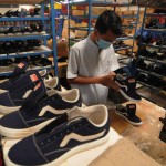 pabrik sepatu-1704959003