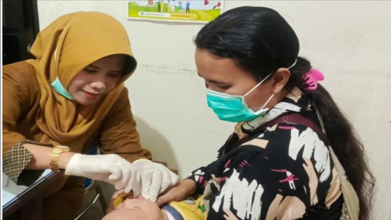 Pelaksanaan imunisasi polio di Kabupaten Pasuruan, Jawa Timur. ANTARA/HO-Pemkab Pasuruan