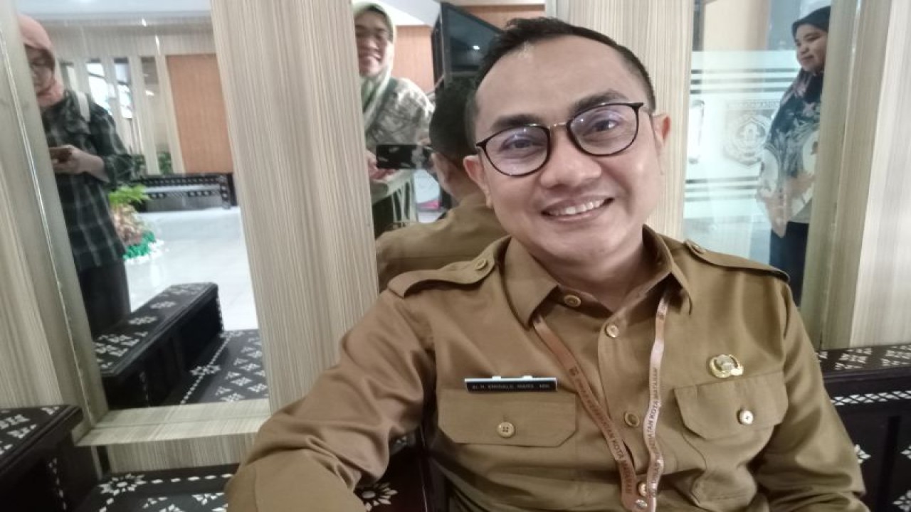 Plt Kepala Dinas Kesehatan Kota Mataram dr H Emirald Isfihan. (ANATRA/Nirkomala)