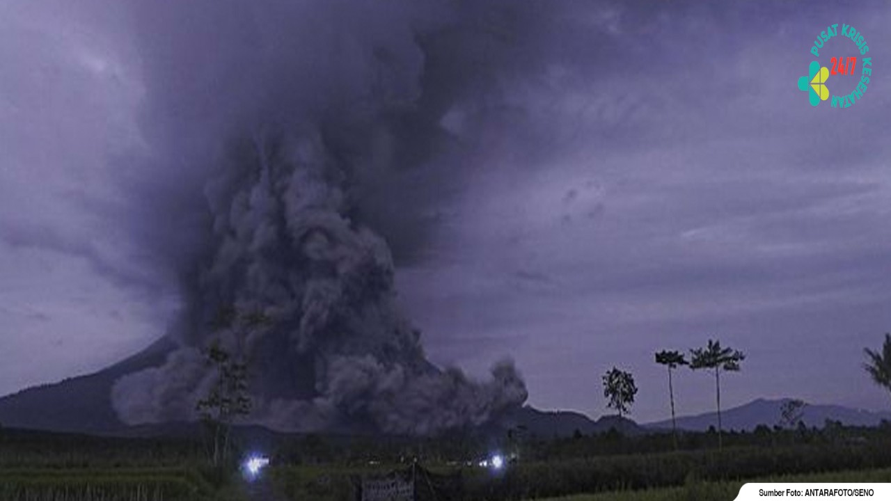 Gunung Semeru mengalami dua kali erupsi pada Rabu 24 Januari 2024/ist