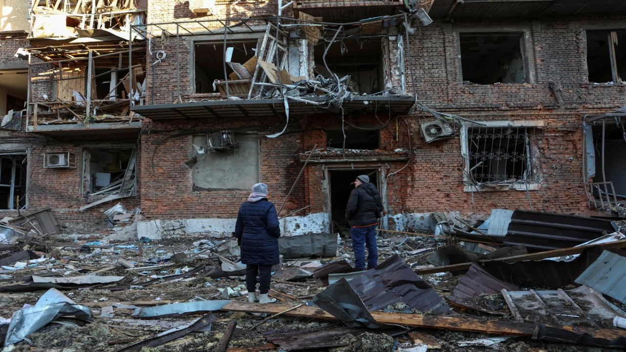 Gedung-gedung dan pemukiman penduduk Ukraina hancur lebur dihantam rudal Rusia/ist