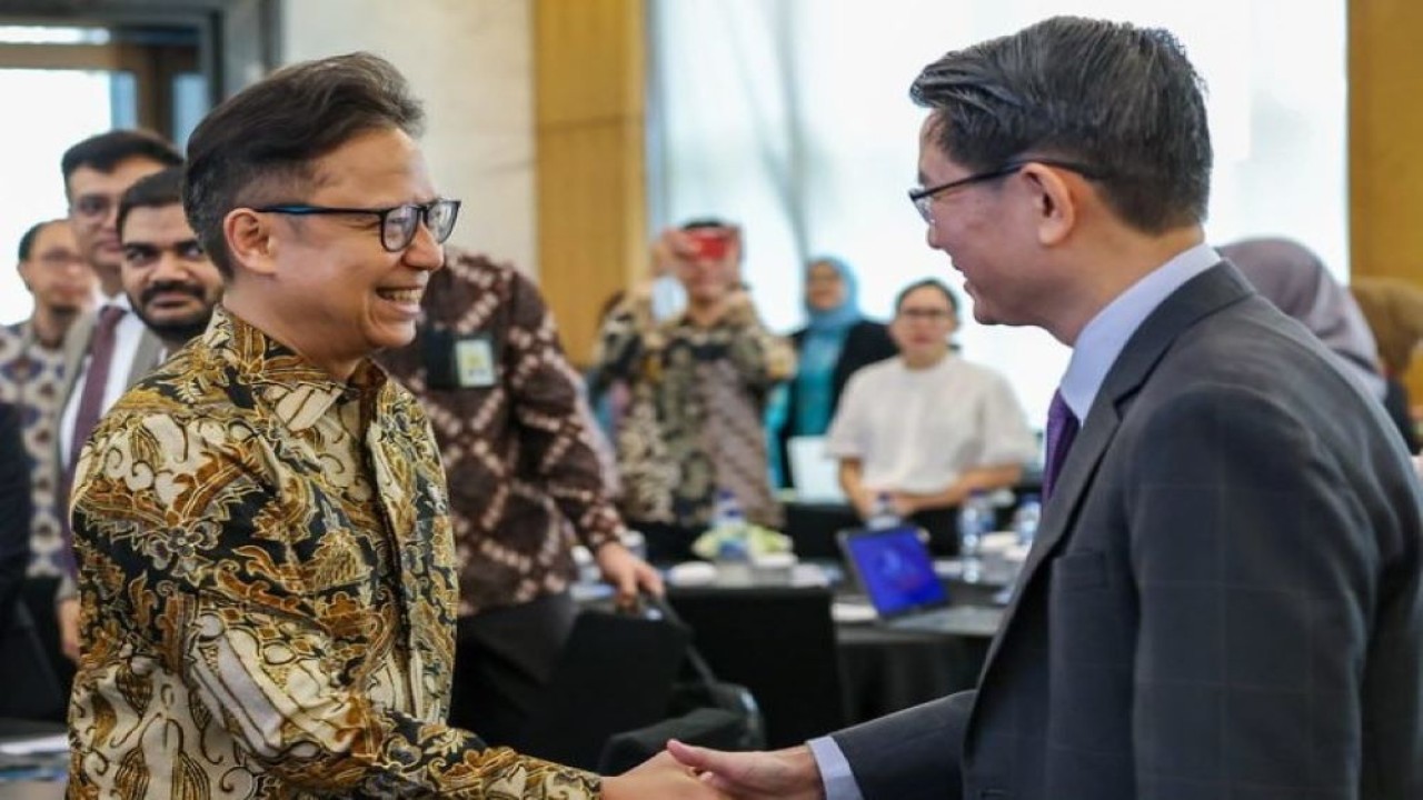 Menkes Budi Gunadi Sadikin pada pertemuan stakeholders produsen vaksin Indonesia dengan Duke-NUS di Hotel Westin, Jakarta, pada Jumat (26/1/2024). (Istimewa/Kemenkes)