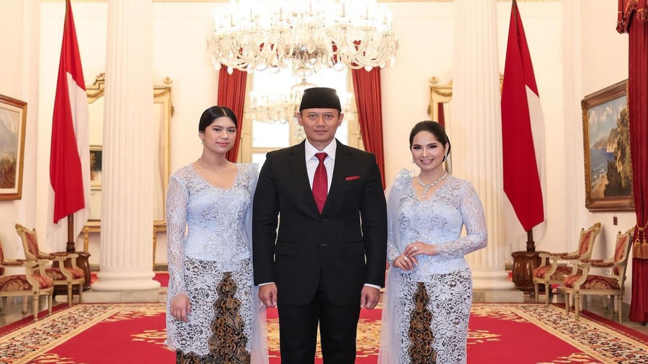 Annisa Larasati Pohan, Agus Harimurti Yudhoyono, dan Almira Tunggadewi Yudhoyono. (Foto: Instagram @agusyudhoyono)