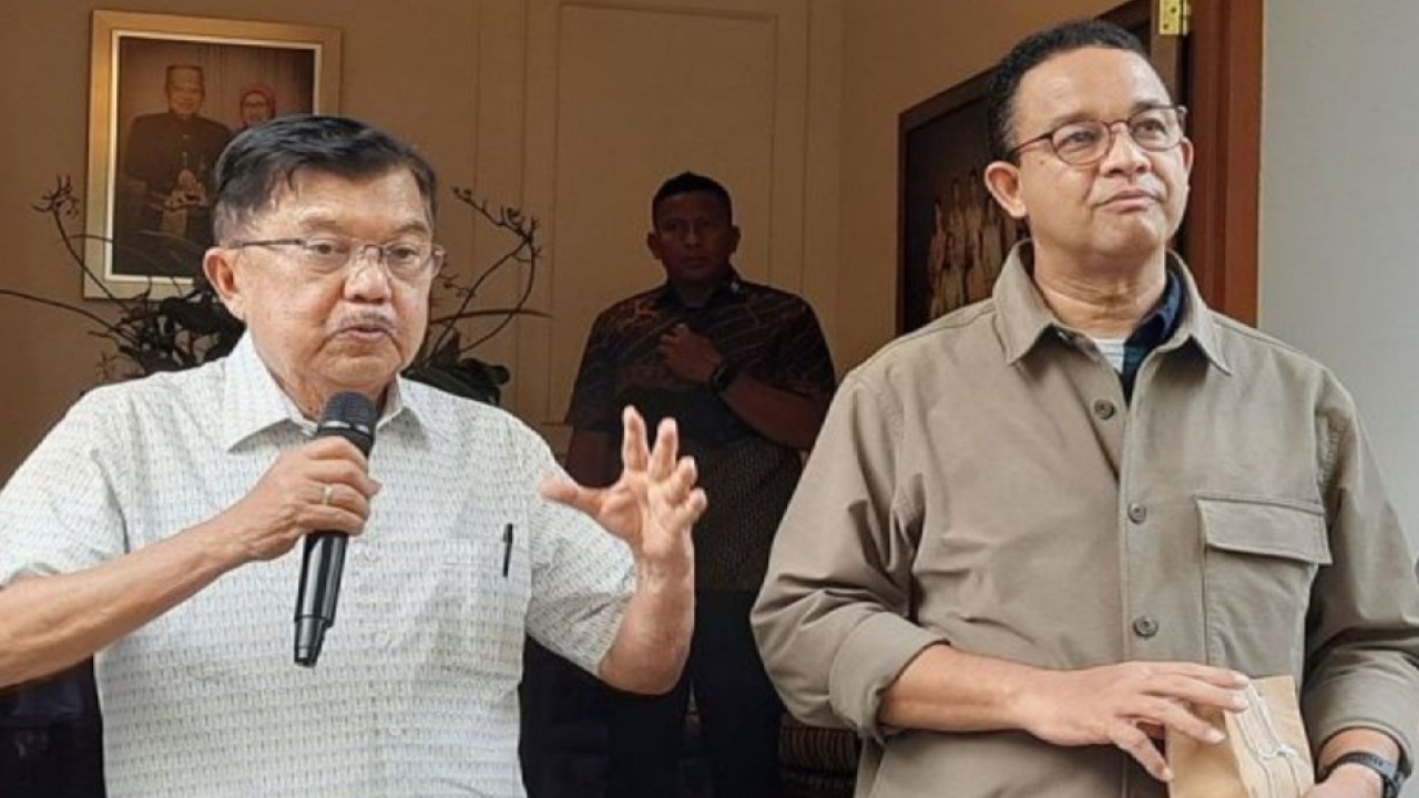 Mantan Wakil Presiden Jusuf Kalla (JK) dan capres Anies Baswedan. (Antara)