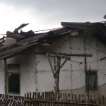 BPBD catat 16 rumah rusak usai puting beliung kembali terjang Bandung-1708850308