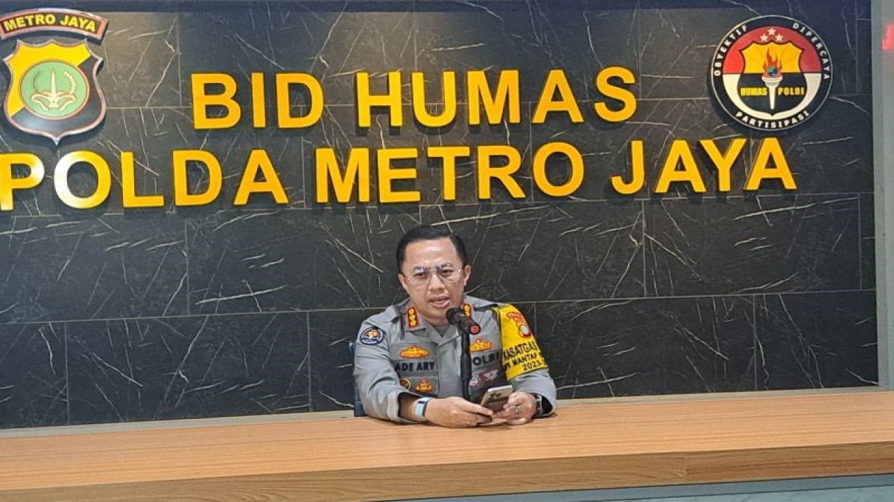 Kabid Humas Polda Metro Jaya Kombes Pol Ade Ary Syam Indradi saat ditemui di Jakarta, Jumat (9/2/2024). ANTARA/Ilham Kausar