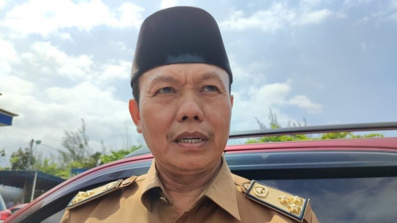 Kepala Dinas Ketahanan Pangan dan Pertanian Kota Bengkulu Adriansyah. ANTARA/Anggi Mayasari