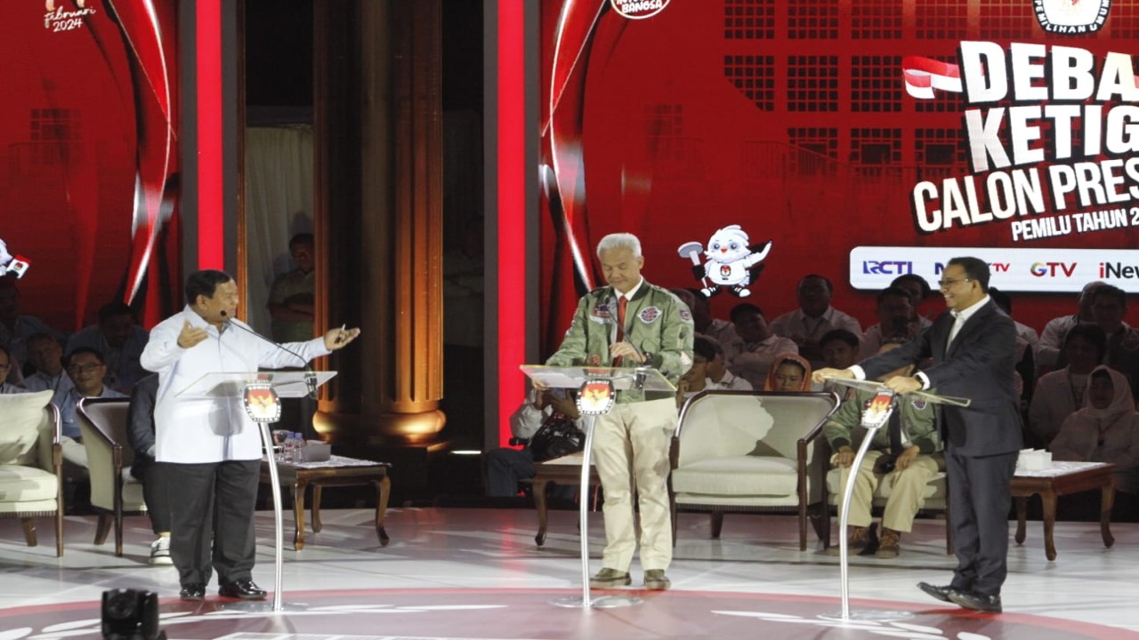 Prabowo Subianto, Ganjar Pranowo dan Anies Baswedan pada Debat Capres Kedua/ist