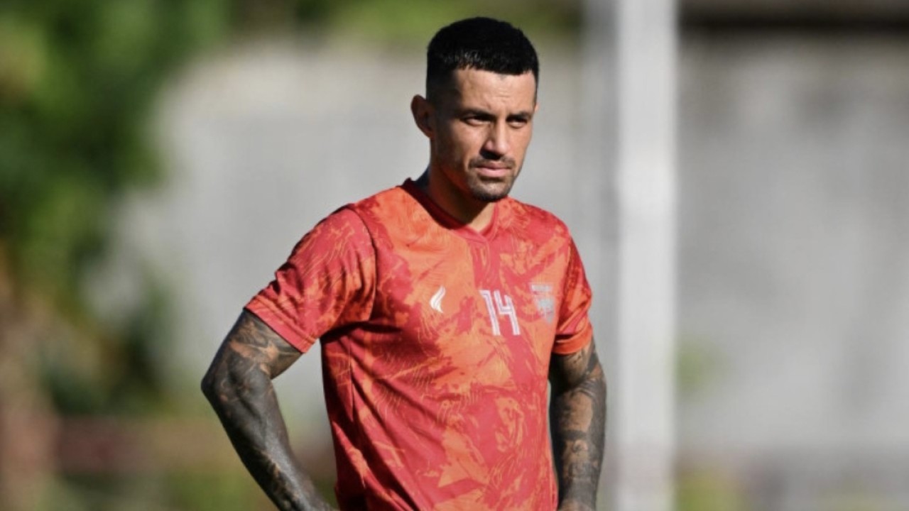 Striker Borneo FC, Stefano Lilipaly
