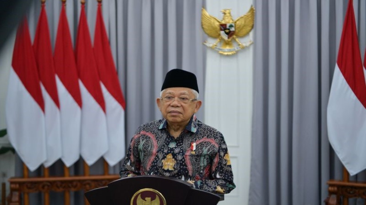 Wakil Presiden Ma’ruf Amin memberikan sambutan secara daring pada acara Perayaan Nasional Tahun Baru Imlek 2575 Kongzili di Jakarta, Senin (12/2/2024). (ANTARA/HO-BPMI Setwapres)
