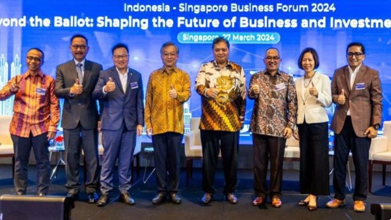 KBRI Singapura, Indonesia Investment Promotion Center (IIPC) Singapura sebagai perwakilan Kementerian Investasi/Badan Koordinasi Penanaman Modal (BKPM) menggelar forum bisnis yang mengusung tema "Beyond the Ballot: Shaping the Future of Business and Investment in Indonesia" di Hilton Singapore Orchard pada Rabu (27/3/2024). (Foto: Istimewa)