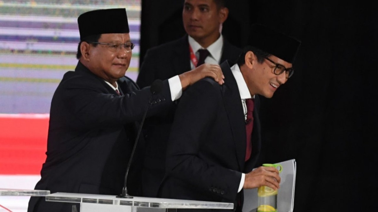 Prabowo Subianto dan Sandiaga Uno semasa menjadi pasangan di Pilpres 2019. (Antara)