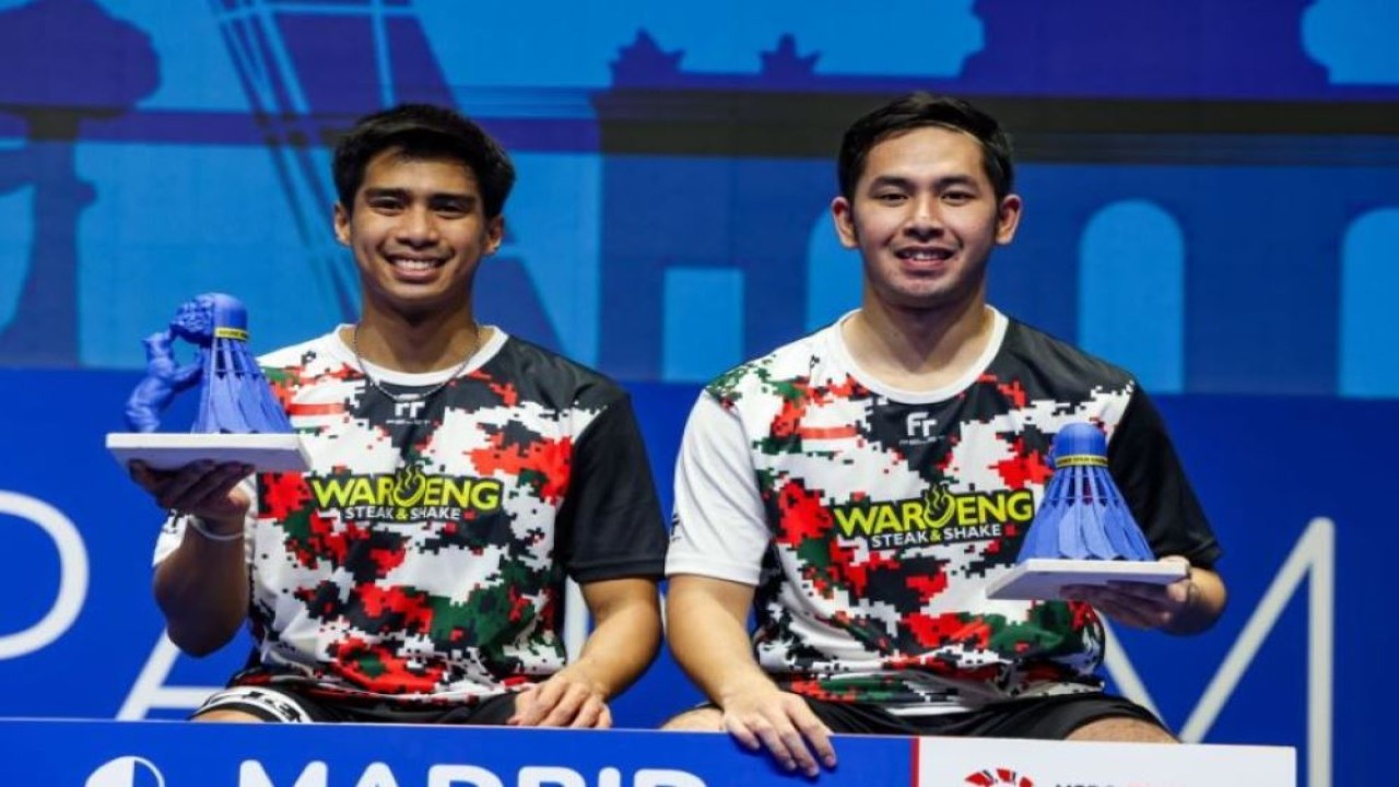 Ganda putra Indonesia Sabar Karyaman Gutama/Reza Pahlevi Isfahani sukses menjadi kampiun Spain Masters 2024 usai meraih kemenangan di laga final pada Minggu (31/3/2024). (Foto: Humas PBSI)